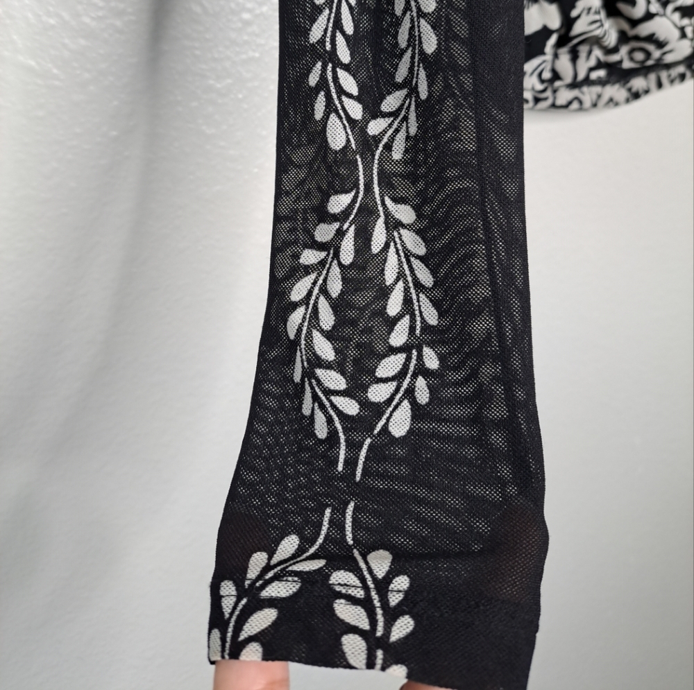 Susan Lawrence Faux Wrap Top Black White Paisley Floral Y2K Long Slv Ruched PM - Picture 8 of 15